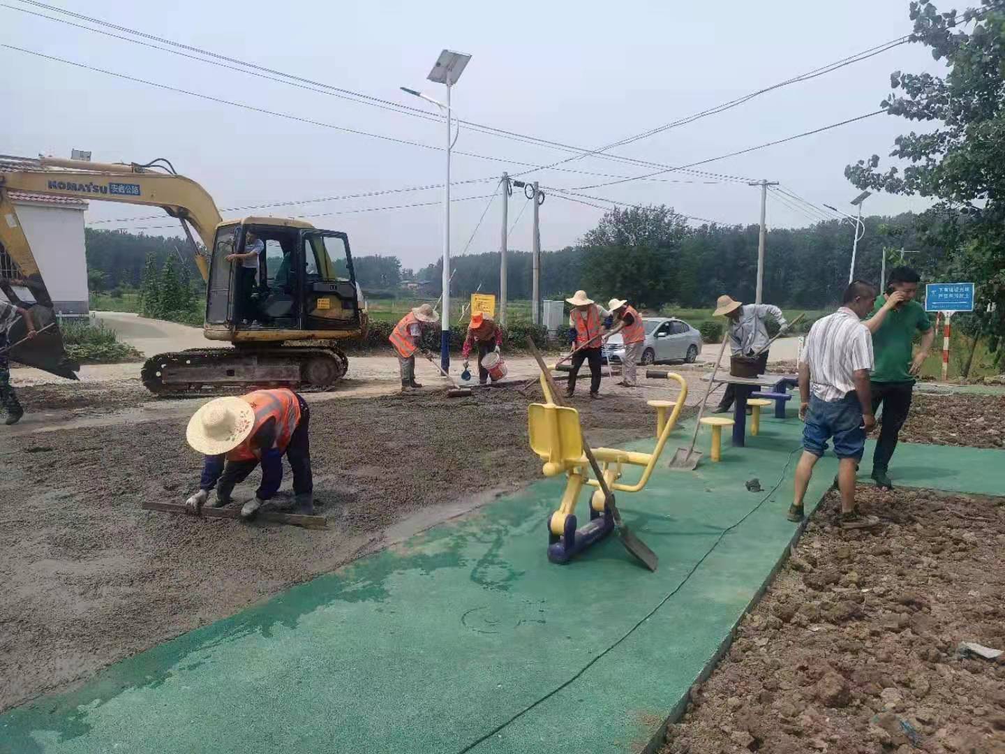 朱巷鎮(zhèn)耿崗村疏通下水道