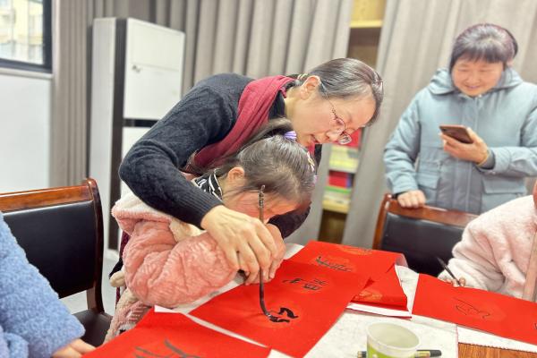 長(zhǎng)豐(雙鳳)經(jīng)開區(qū):聚焦“四問于民” 提升基層治理質(zhì)效1.jpg