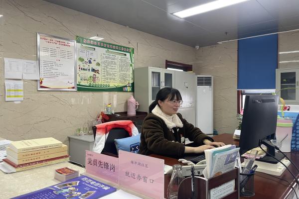 長豐(雙鳳)經開區梅沖湖社區:“三力”提升 不斷強化基層組織建設2.jpg